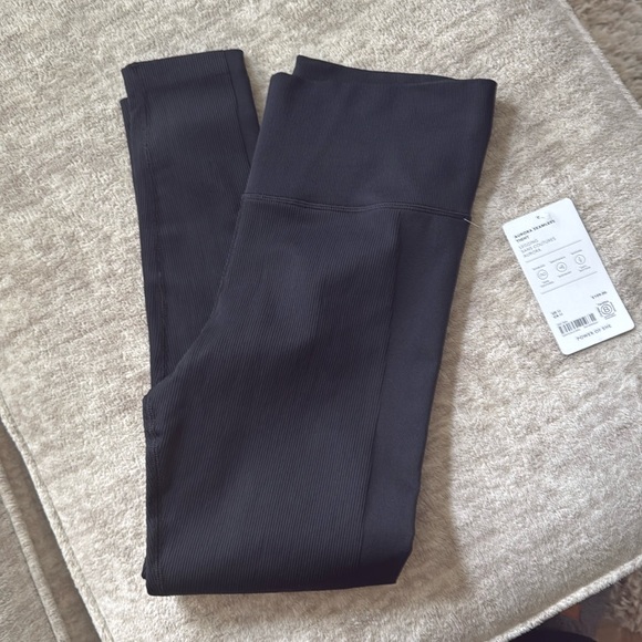 Athleta Pants - Athleta leggings